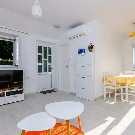 Apartment Amigo *